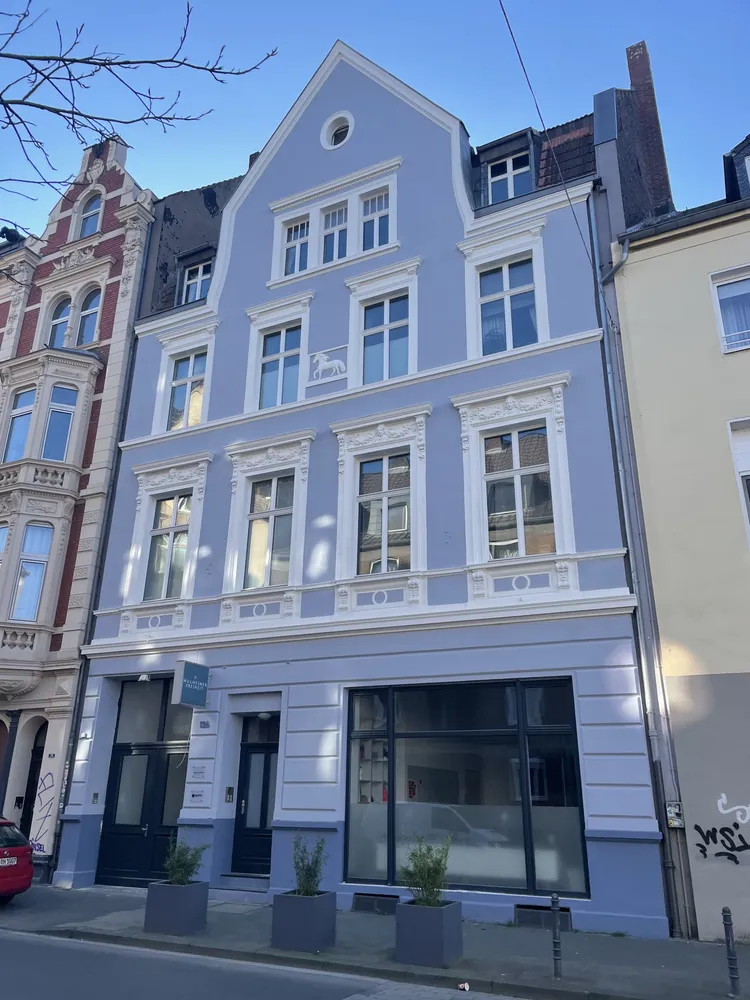 4 Zimmer Wohnung mit 110 m² in Köln – Bild 1