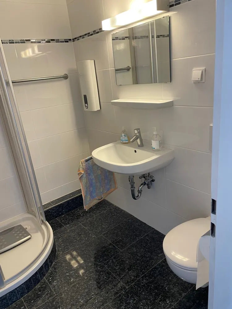 2 Zimmer Wohnung mit 70 m² in Karlsruhe – Bild 5