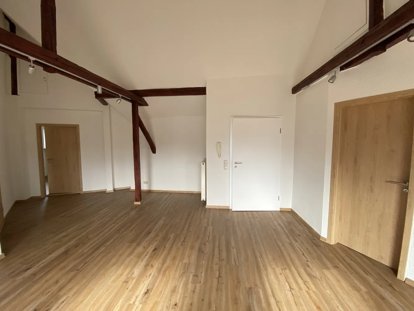 3 Zimmer Wohnung mit 85 m² in Frankfurt am Main – Bild 6
