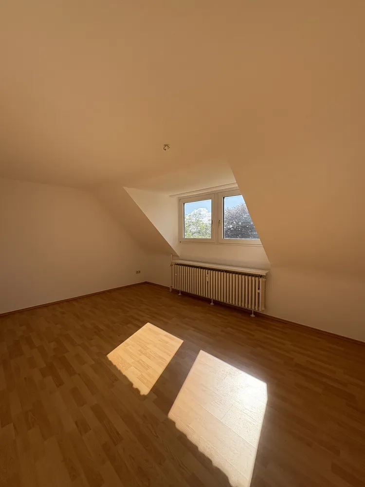 2 Zimmer Wohnung mit 54 m² in Essen – Bild 2