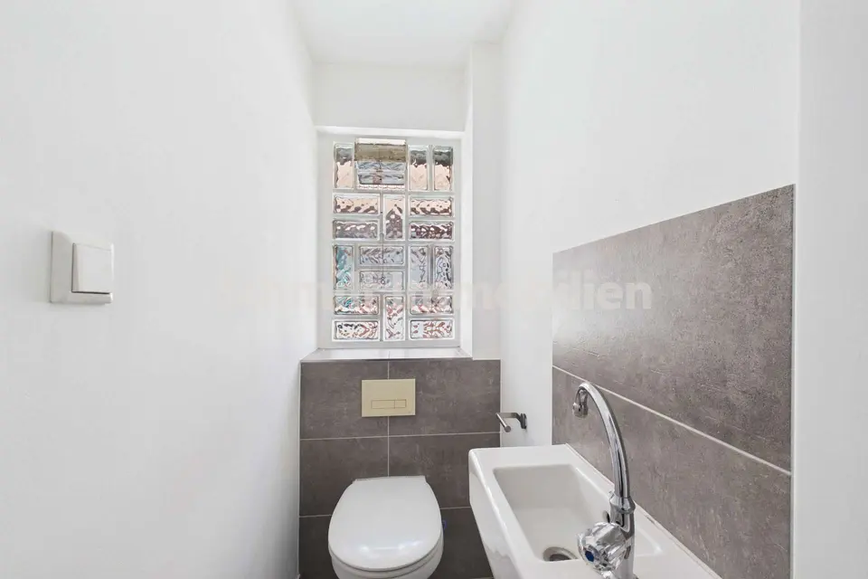 5 Zimmer Haus mit 118 m² in Wiesbaden – Bild 8