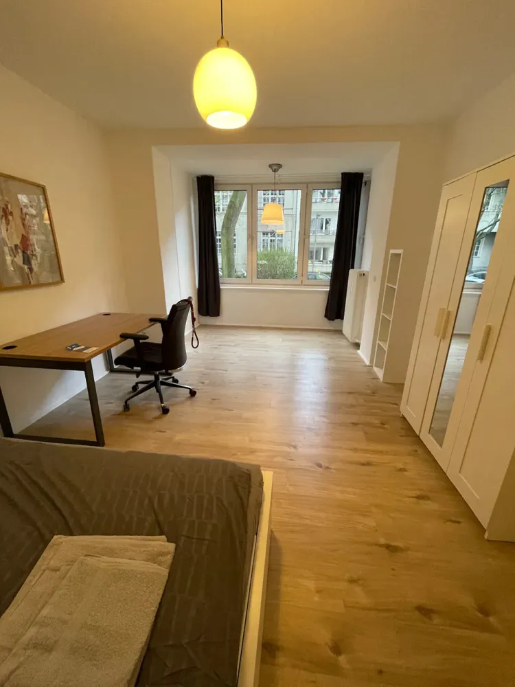 Shared room with 23 m² in Berlin – Photo 3