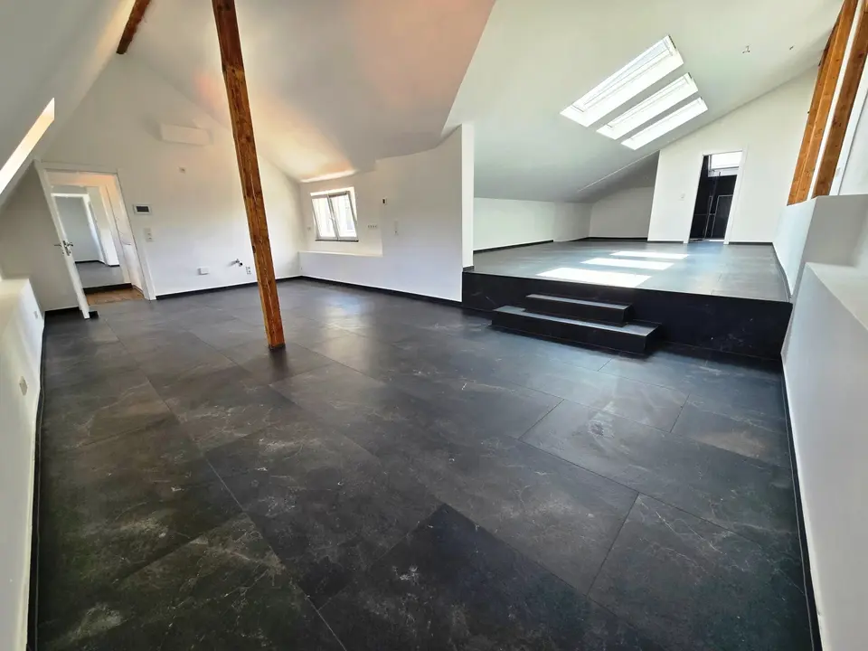 2 Zimmer Wohnung mit 80 m² in Trier – Bild 2