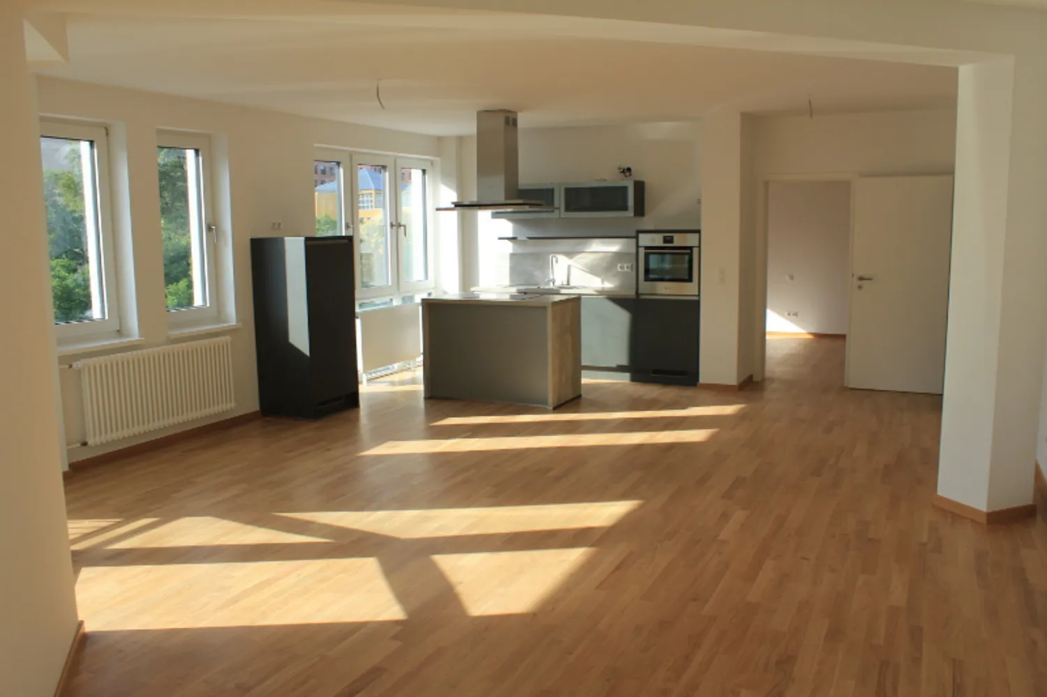 2 Zimmer Wohnung mit 82 m² in Berlin – Bild 1