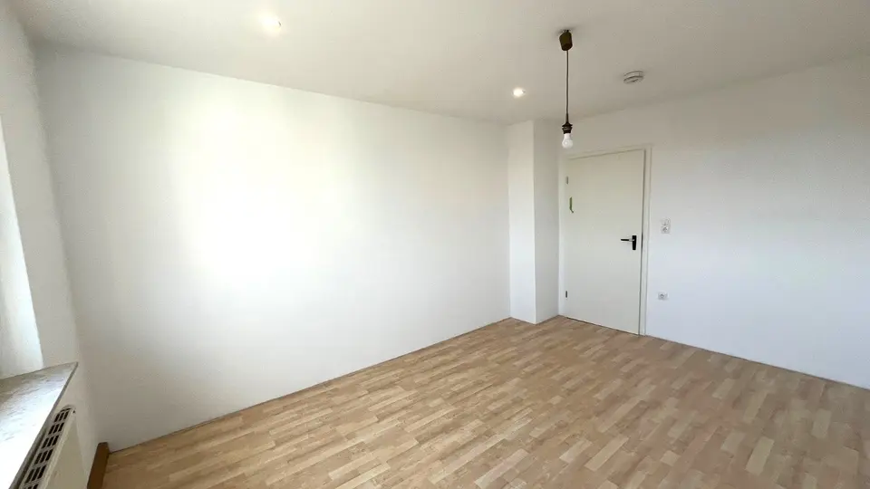 3 Zimmer Wohnung mit 54 m² in Crimmitschau – Bild 1