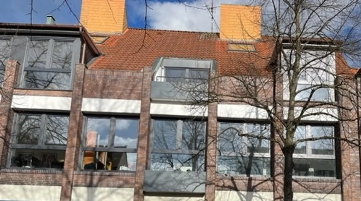 5 Zimmer Wohnung mit 124 m² in Ahrensburg – Bild 2