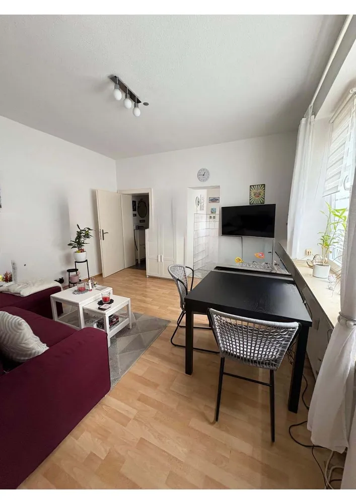 2 Zimmer Wohnung mit 39 m² in Köln – Bild 2