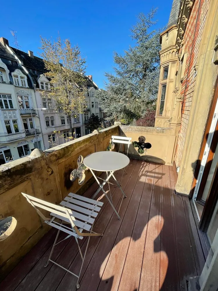 4 Zimmer Wohnung mit 125 m² in Wiesbaden – Bild 8