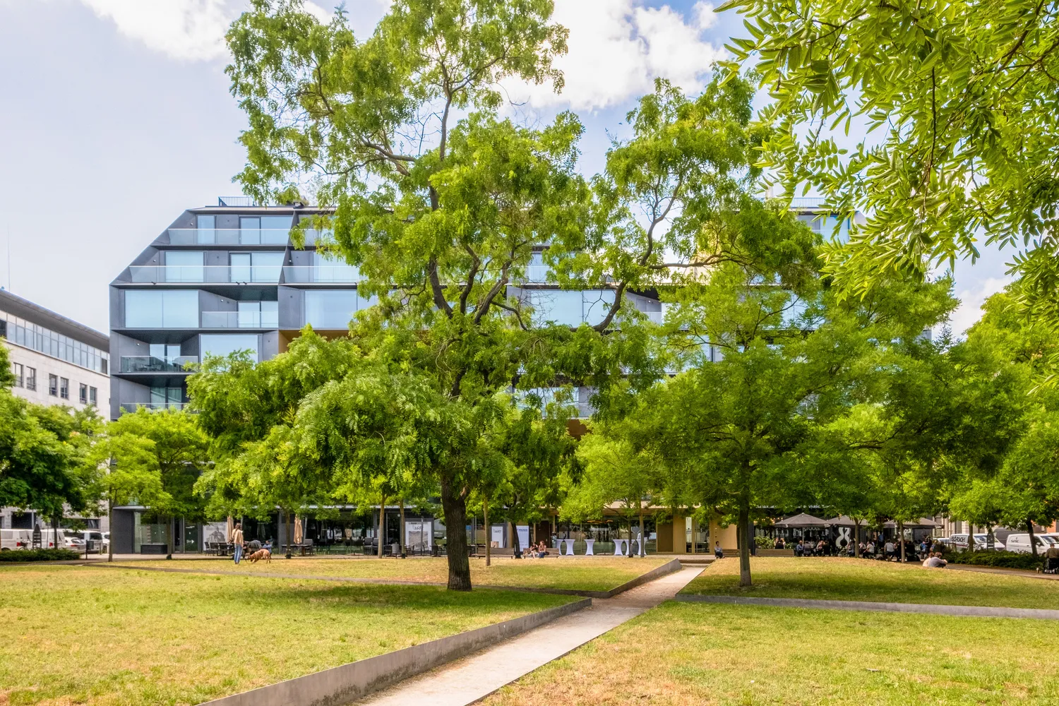 4 Zimmer Wohnung mit 180 m² in Berlin – Bild 3