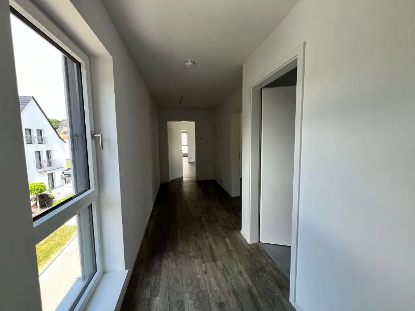 4 Zimmer Wohnung mit 111 m² in Braunschweig – Bild 2