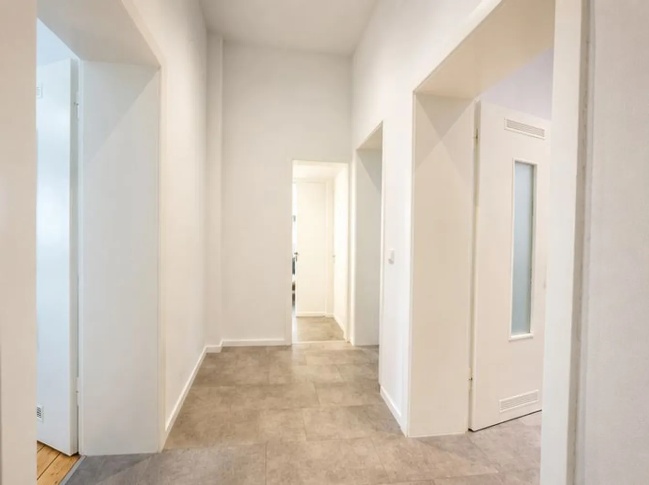 1 Zimmer Wohnung mit 47 m² in Wiesbaden – Bild 2