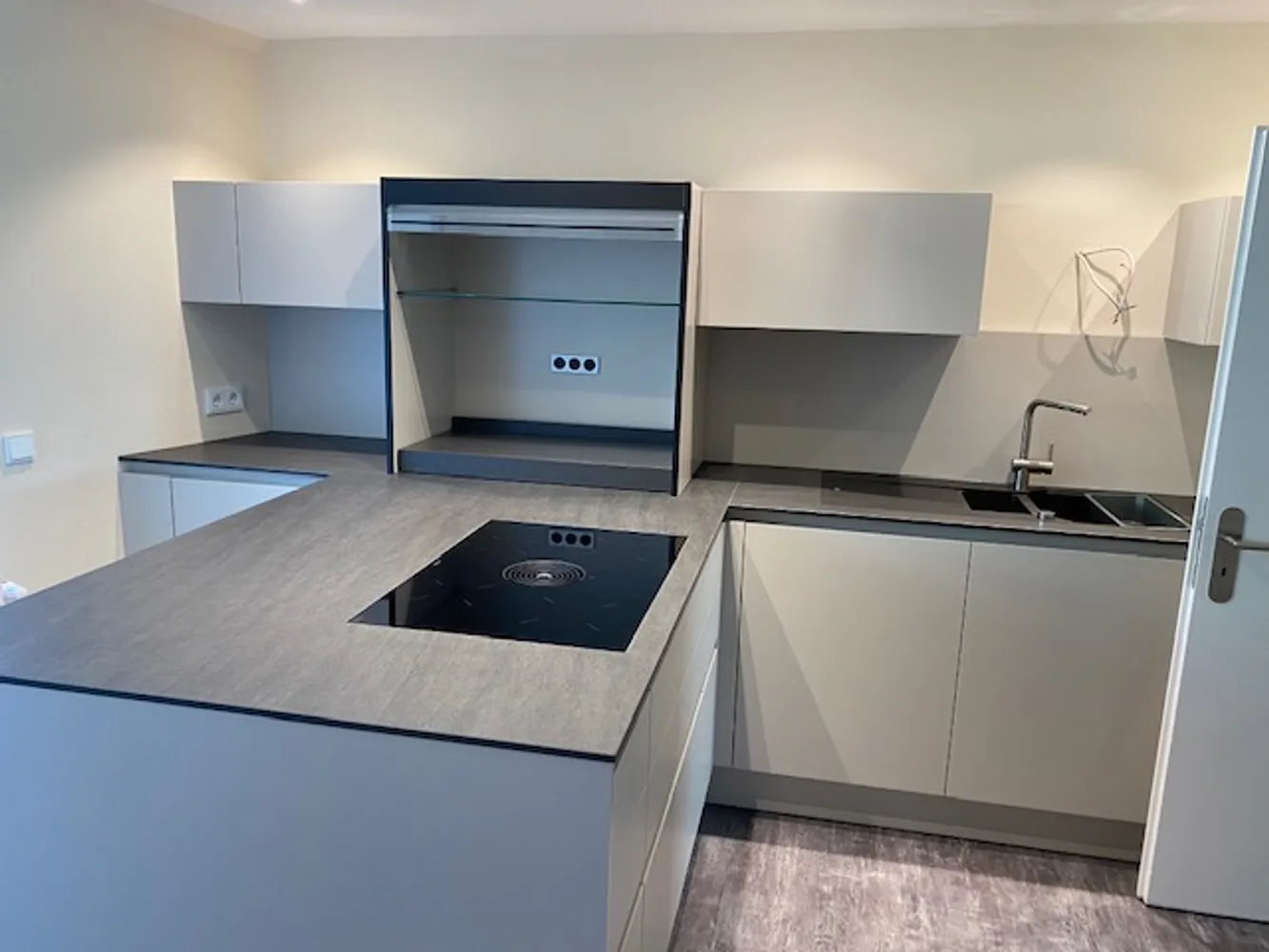 4 room apartment with 150 m² in Weiden in der Oberpfalz – Photo 1
