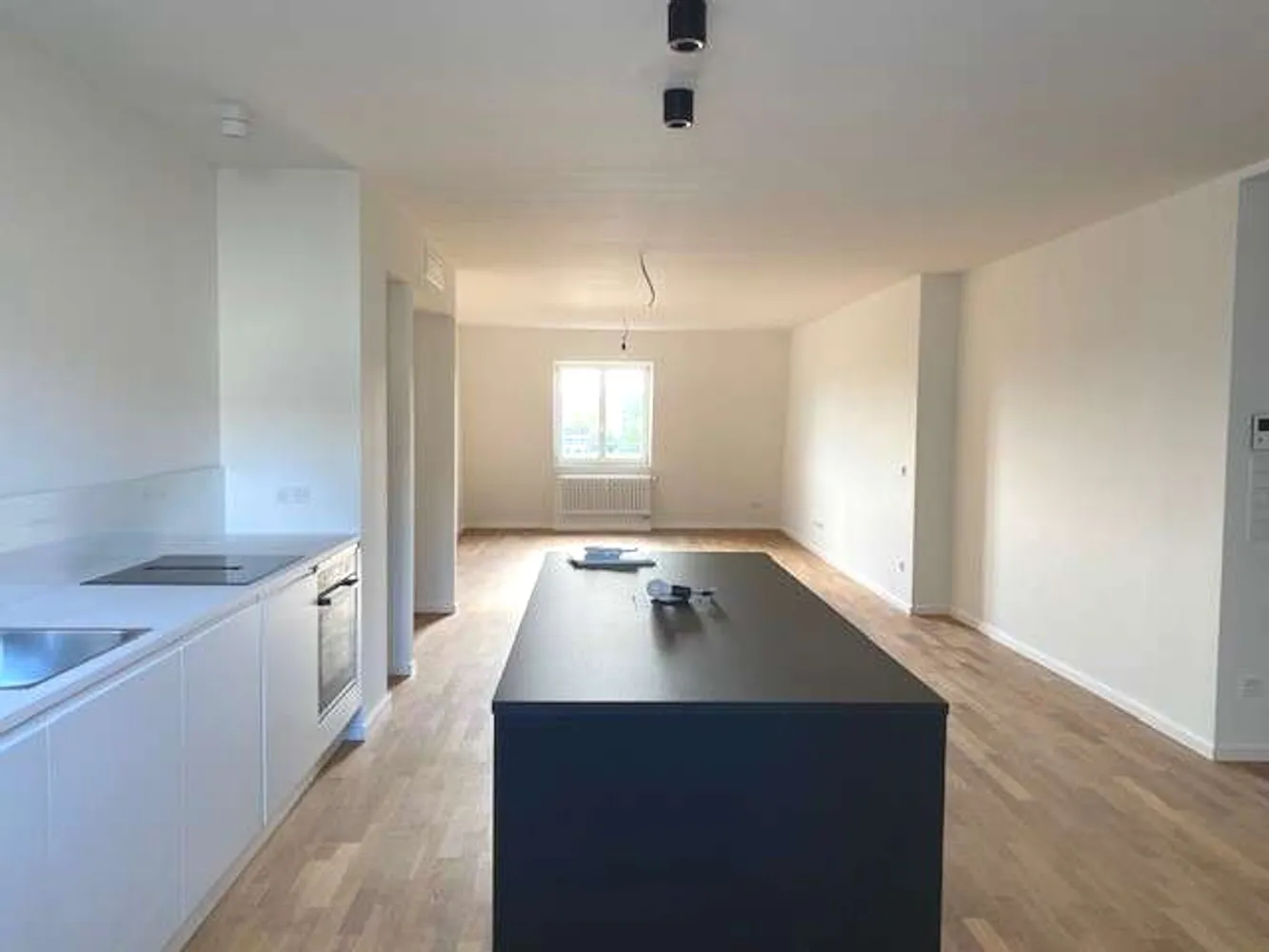 3 Zimmer Wohnung mit 102 m² in Frankfurt am Main – Bild 2