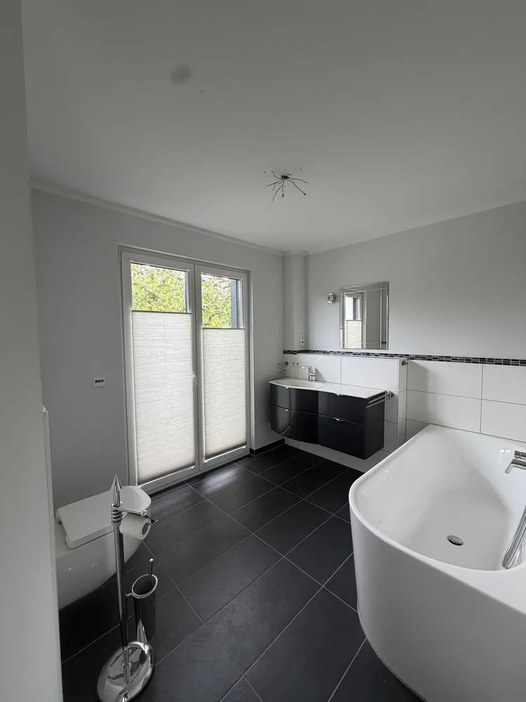 3 Zimmer Wohnung mit 122 m² in Mülheim an der Ruhr – Bild 11