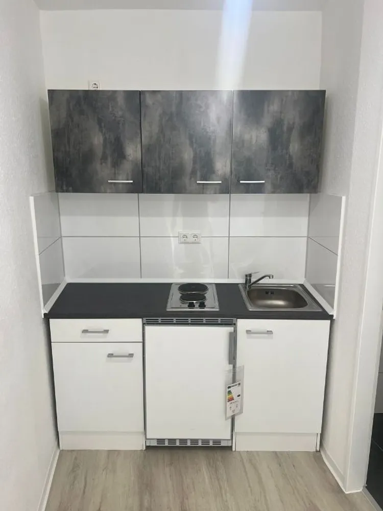 1 Zimmer Wohnung mit 35 m² in Köln – Bild 11