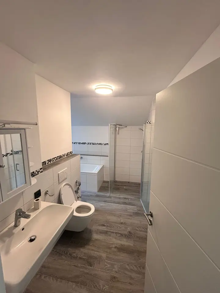 4 Zimmer Wohnung mit 103 m² in Rottenburg am Neckar – Bild 5