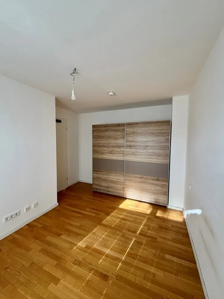 2 Zimmer Wohnung mit 58 m² in München – Bild 6