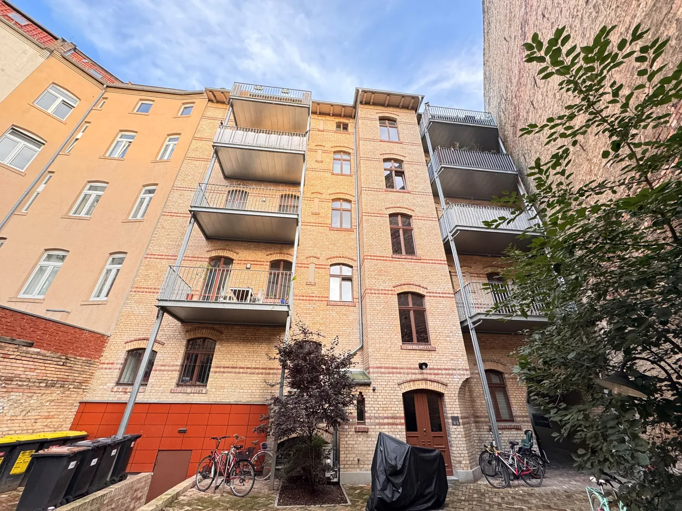 3 Zimmer Wohnung mit 84 m² in Halle (Saale) – Bild 1