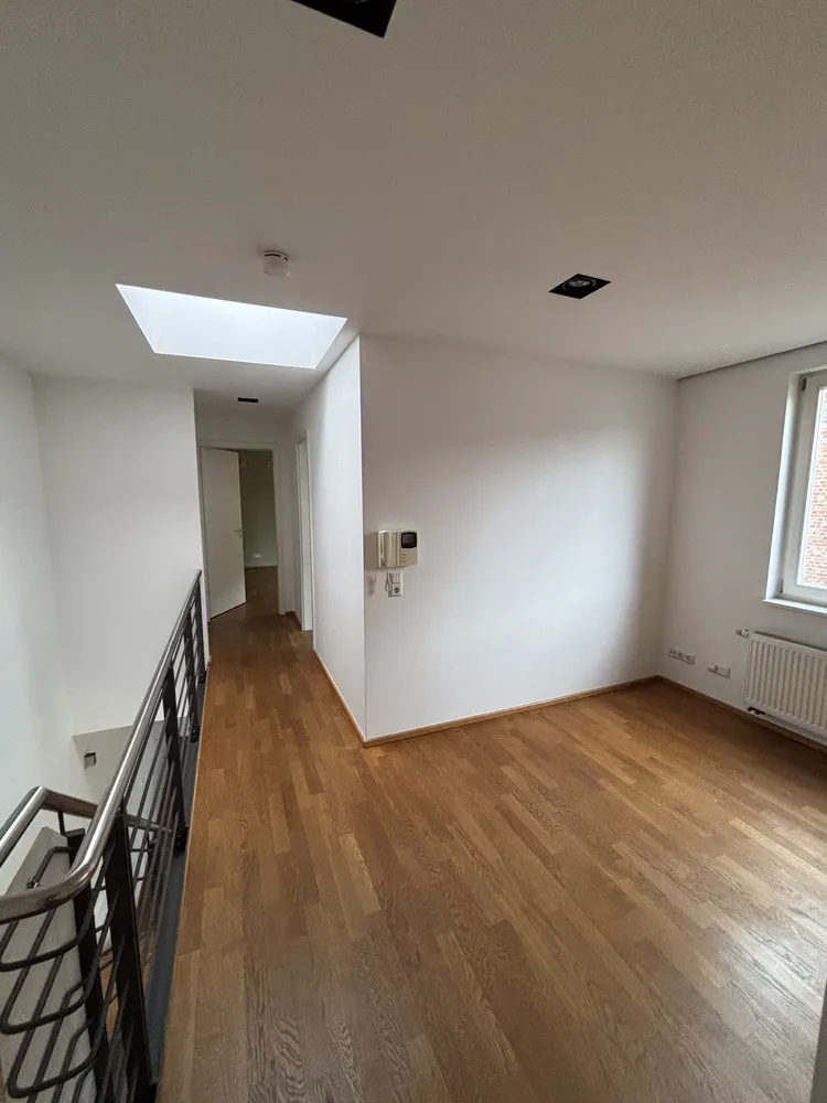 4 Zimmer Wohnung mit 145 m² in Düsseldorf – Bild 5