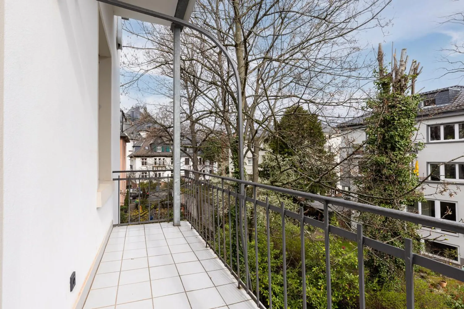 5 room apartment with 160 m² in Frankfurt am Main – Photo 4