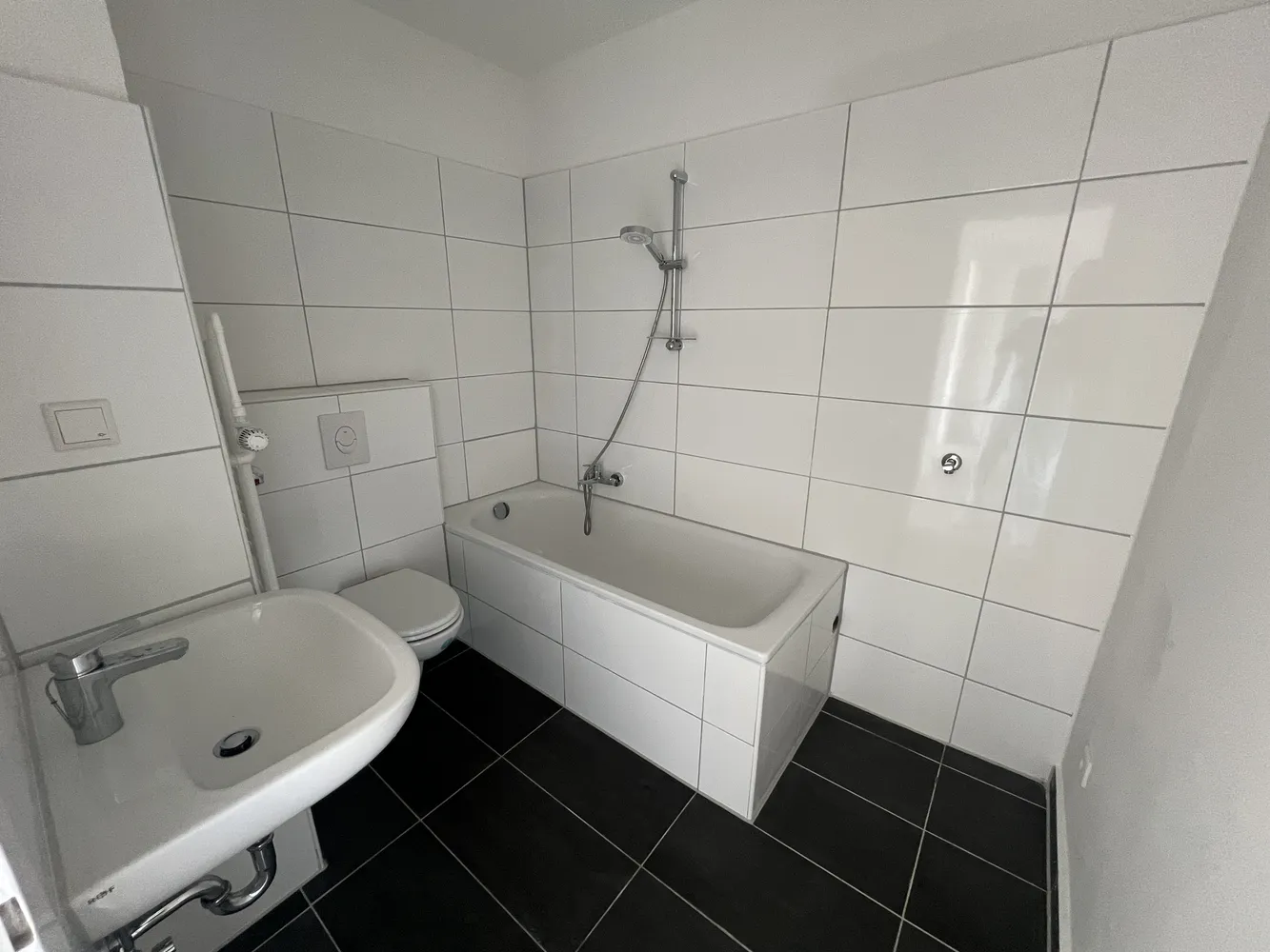 3 room apartment with 77 m² in Duisburg – Photo 6