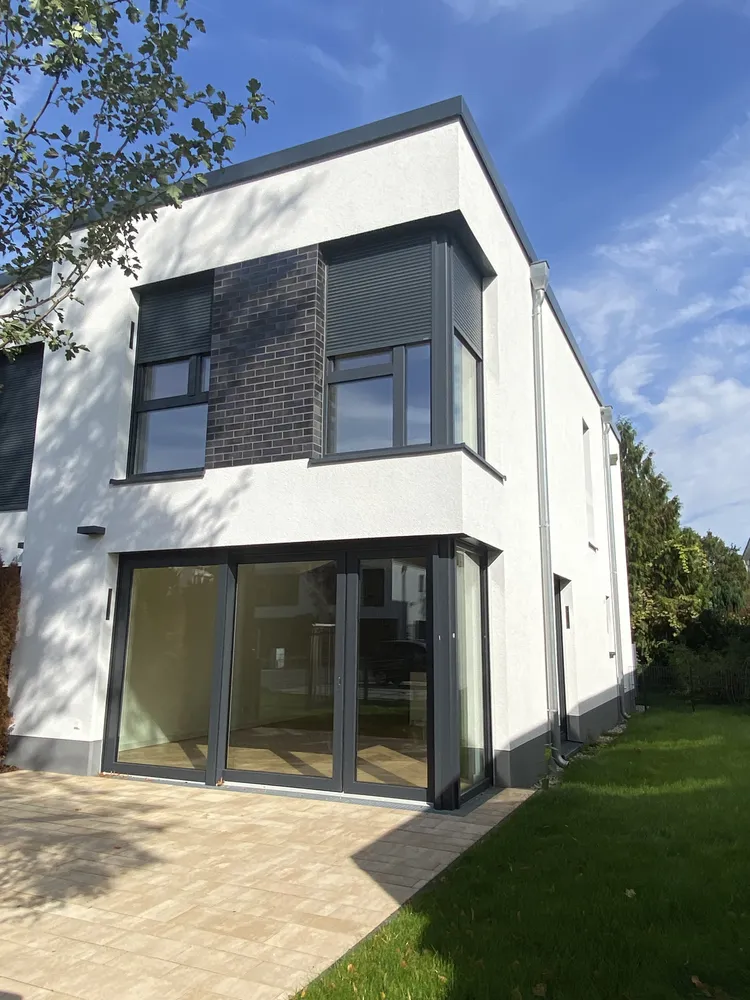 4 Zimmer Haus mit 124 m² in Berlin – Bild 2