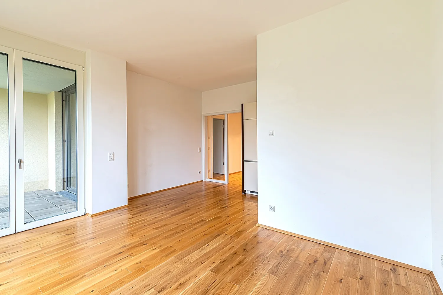 2 Zimmer Wohnung mit 57 m² in Dresden – Bild 2