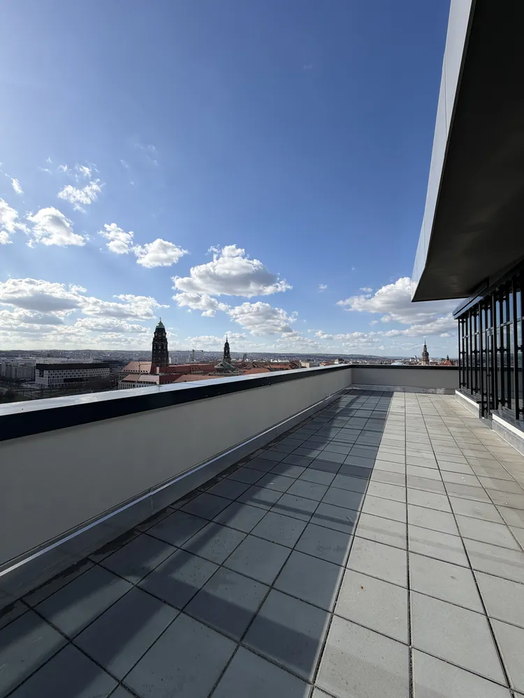 4 Zimmer Wohnung mit 210 m² in Dresden – Bild 9