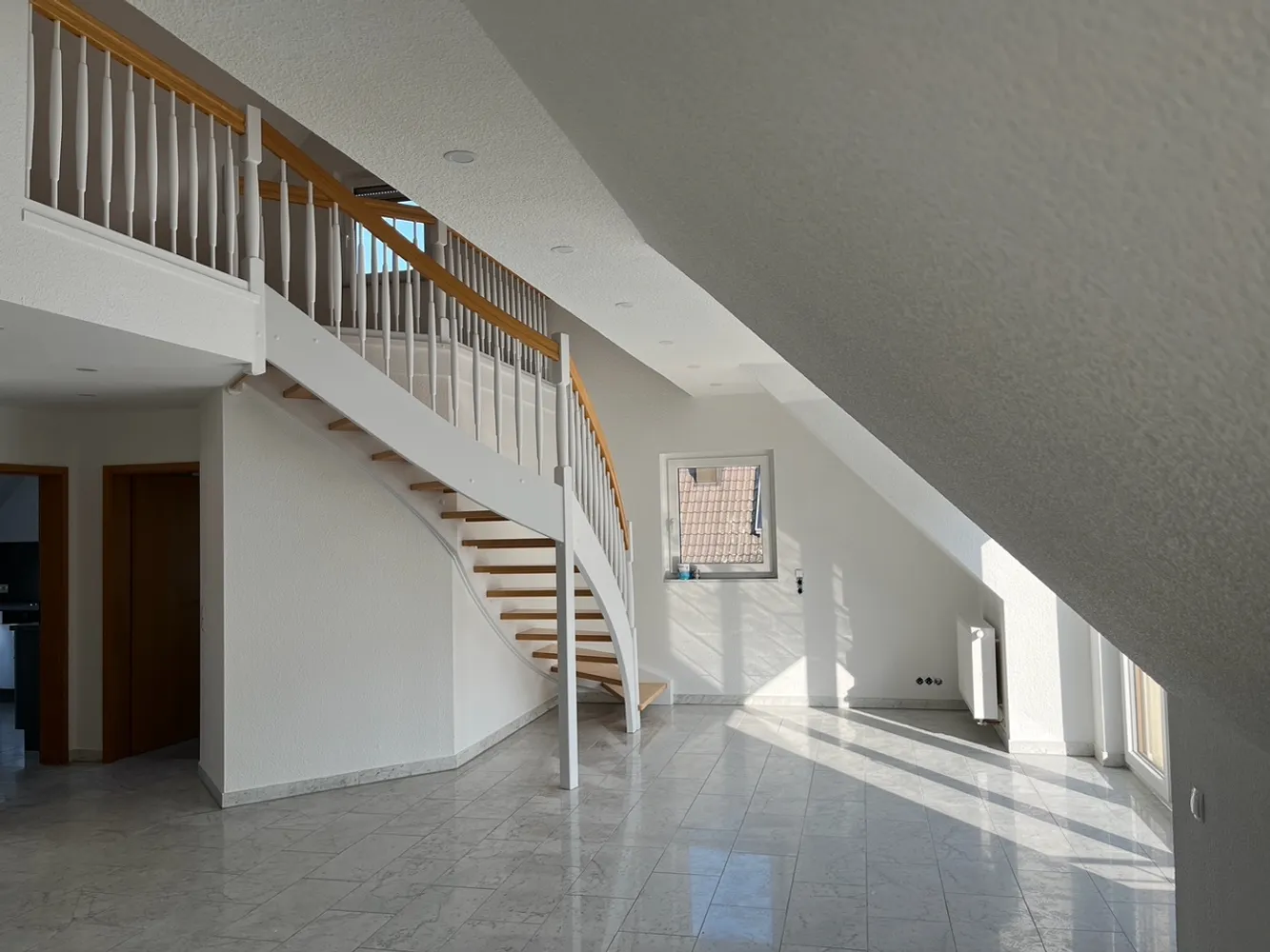 3 Zimmer Wohnung mit 100 m² in Nürnberg – Bild 1