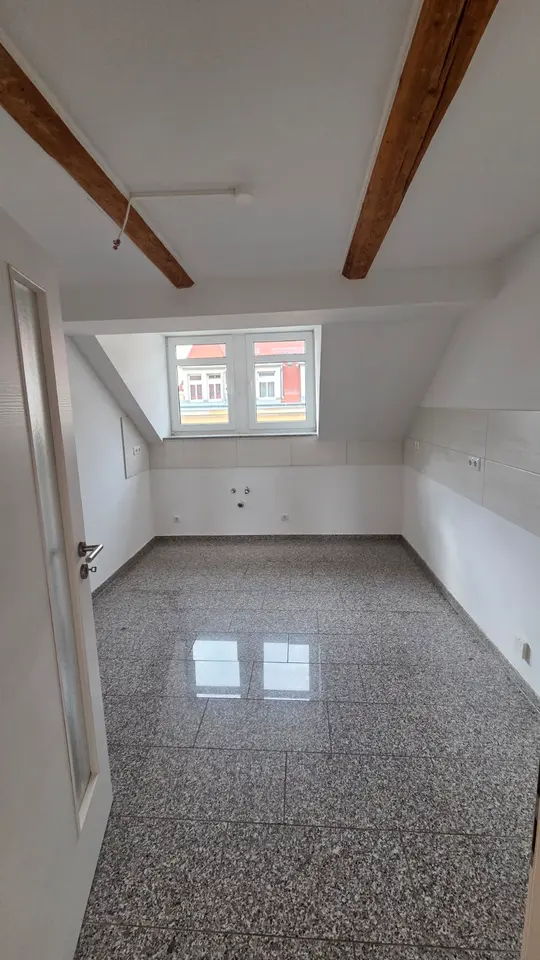5 Zimmer Wohnung mit 120 m² in Kamenz – Bild 1