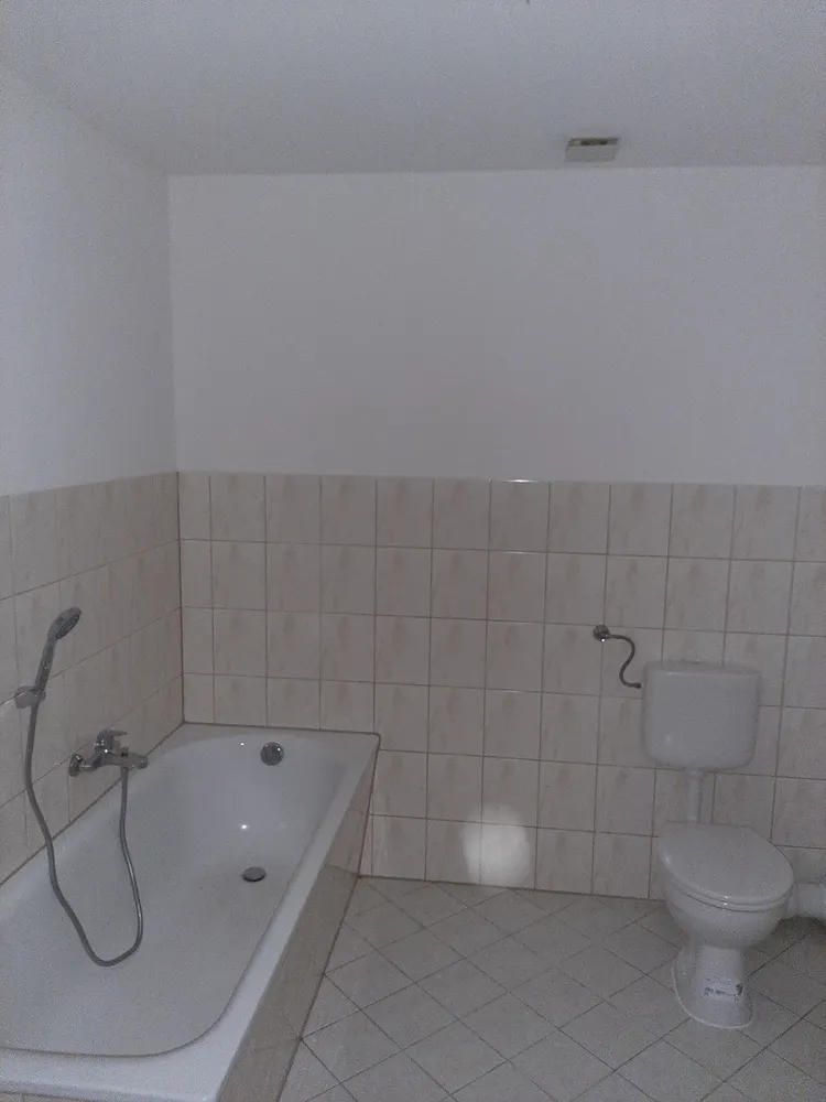 2 Zimmer Wohnung mit 42 m² in Gera – Bild 3