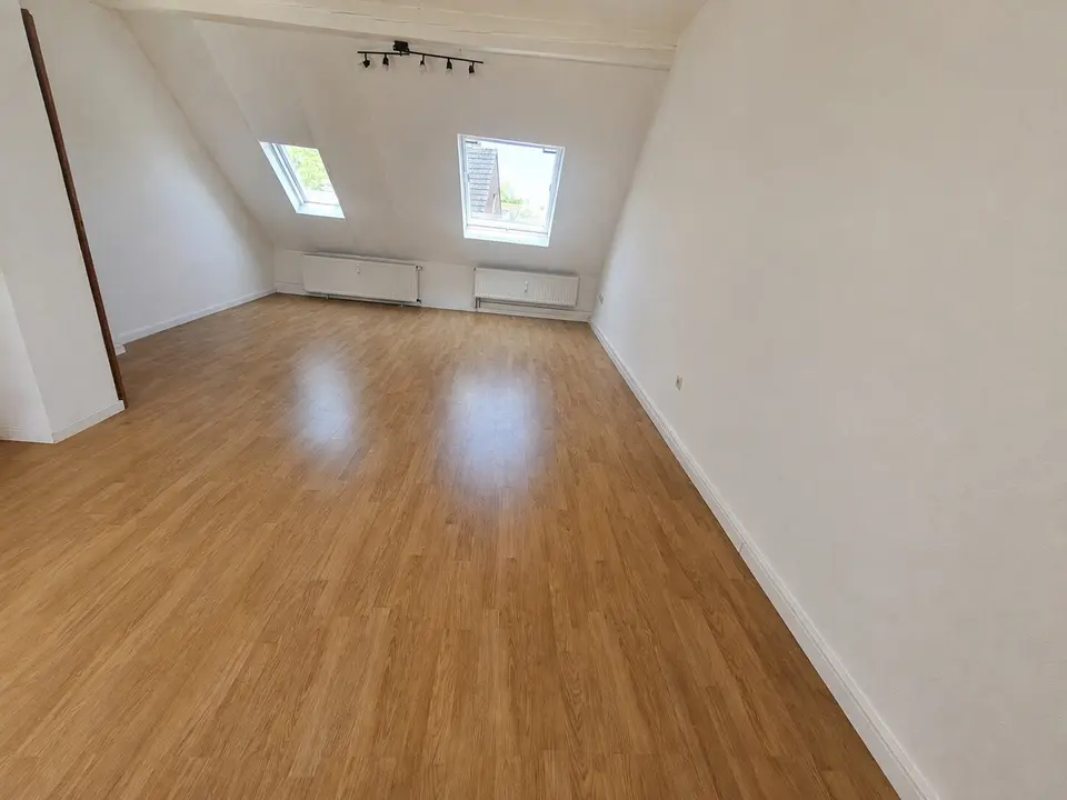 3 Zimmer Wohnung mit 55 m² in Grevenbroich – Bild 1
