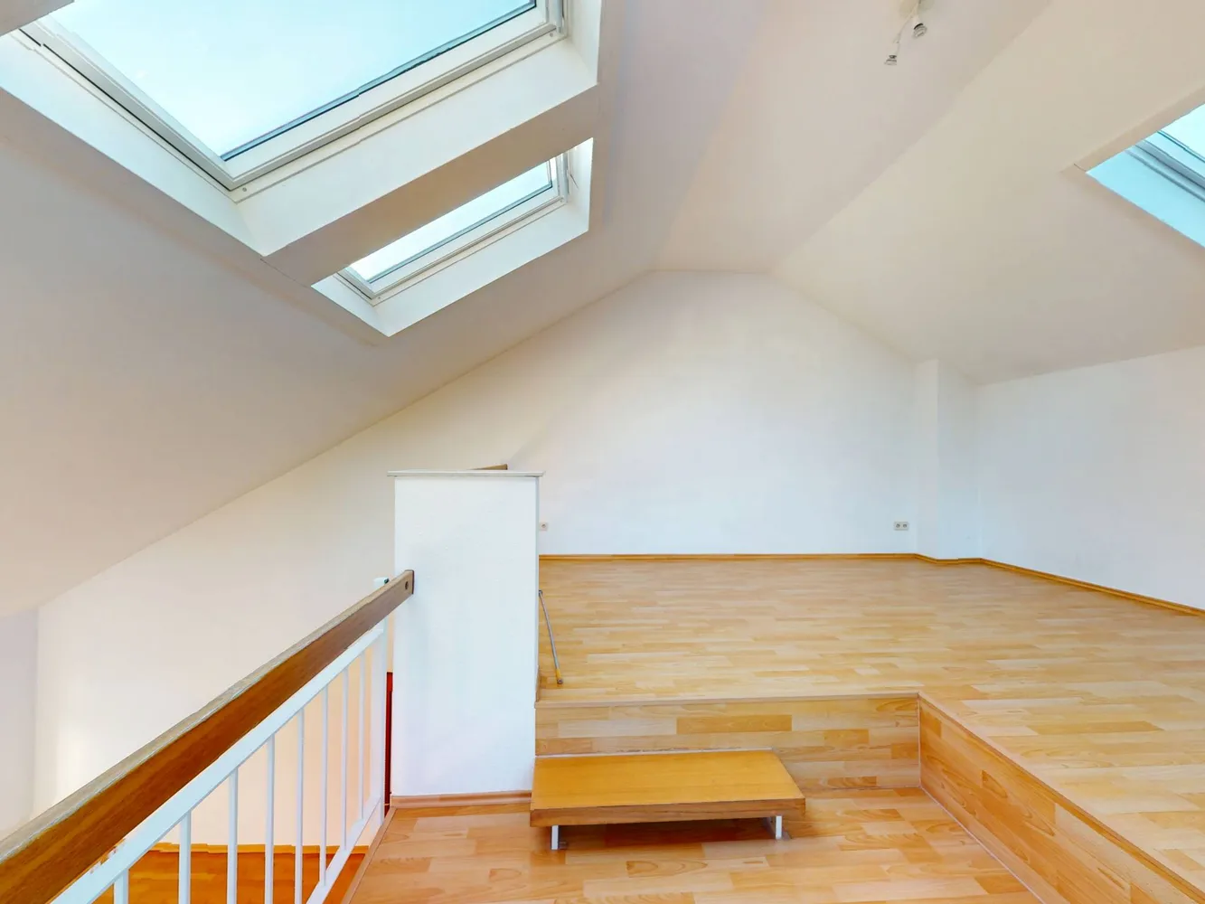 2 Zimmer Wohnung mit 94 m² in Sankt Augustin – Bild 6