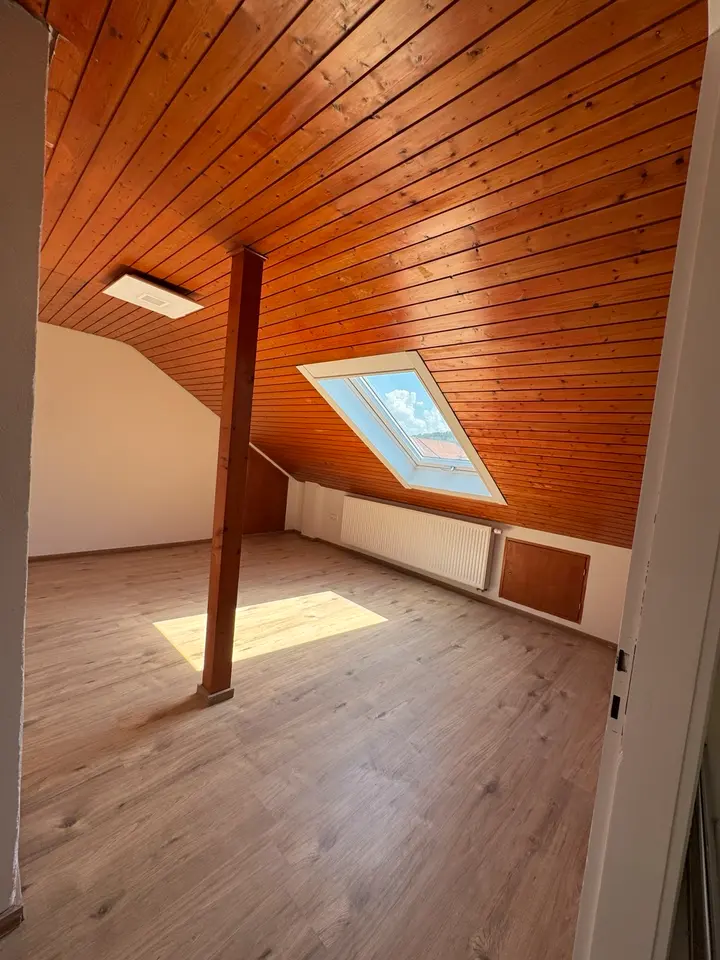 3 Zimmer Wohnung mit 75 m² in Esslingen am Neckar – Bild 3