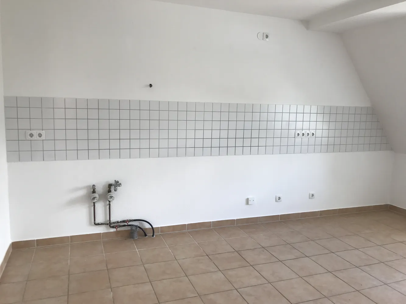 5 Zimmer Wohnung mit 145 m² in Dresden – Bild 8