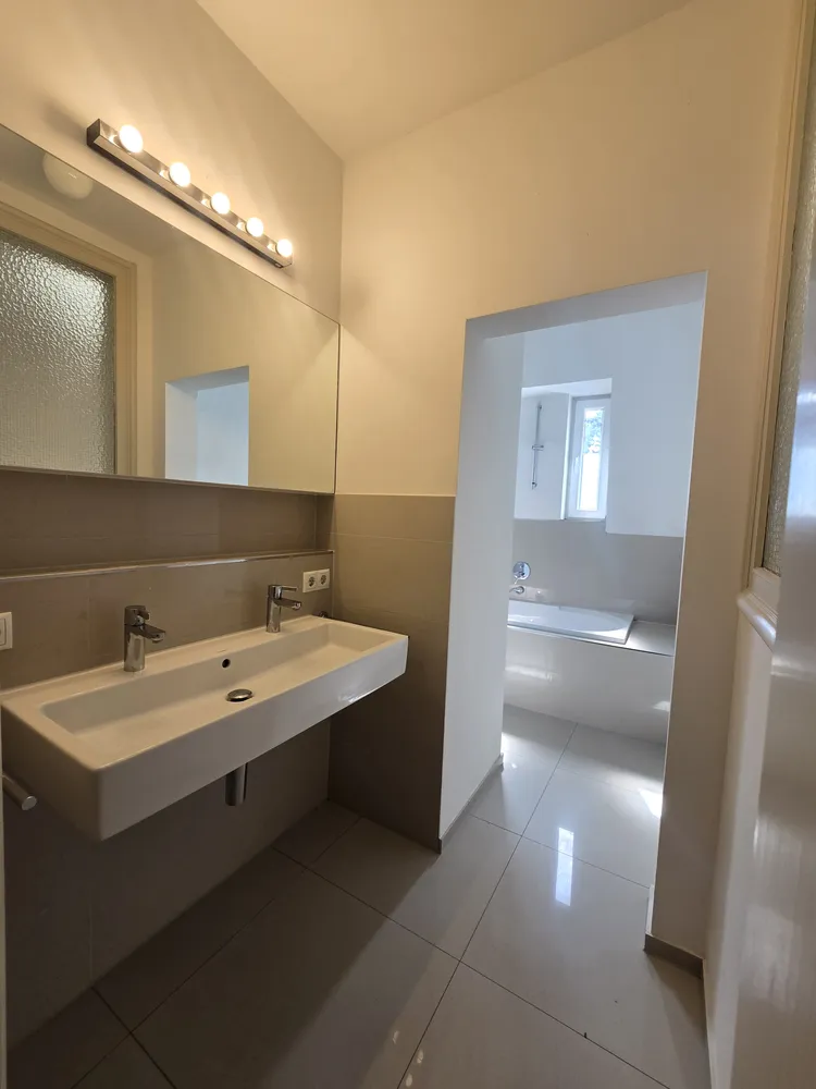5 Zimmer Wohnung mit 155 m² in Stuttgart – Bild 3