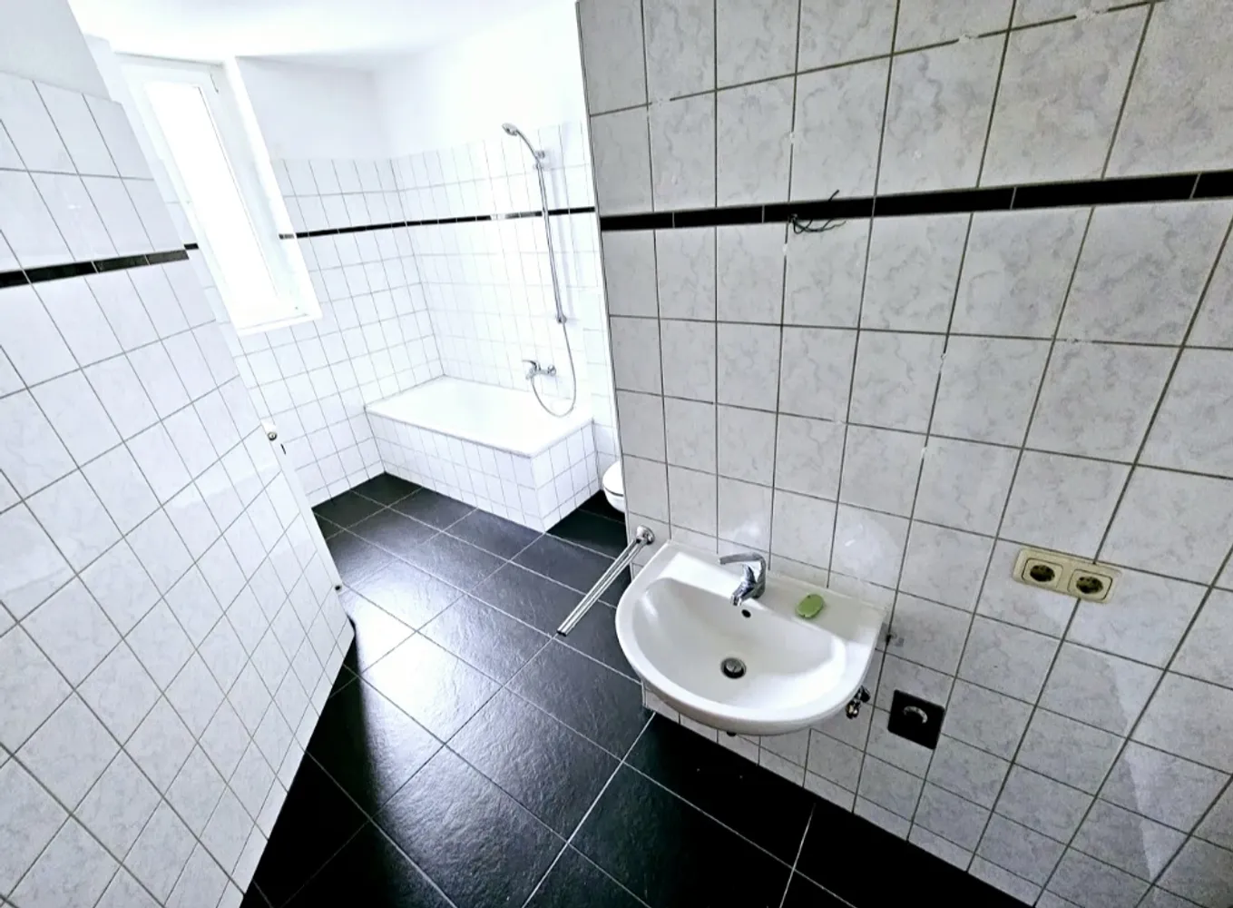 2 room apartment with 70 m² in Chemnitz – Photo 7
