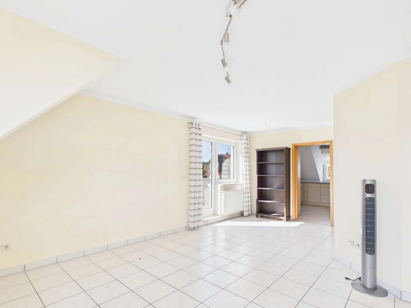 3 Zimmer Wohnung mit 71 m² in Nürnberg – Bild 2