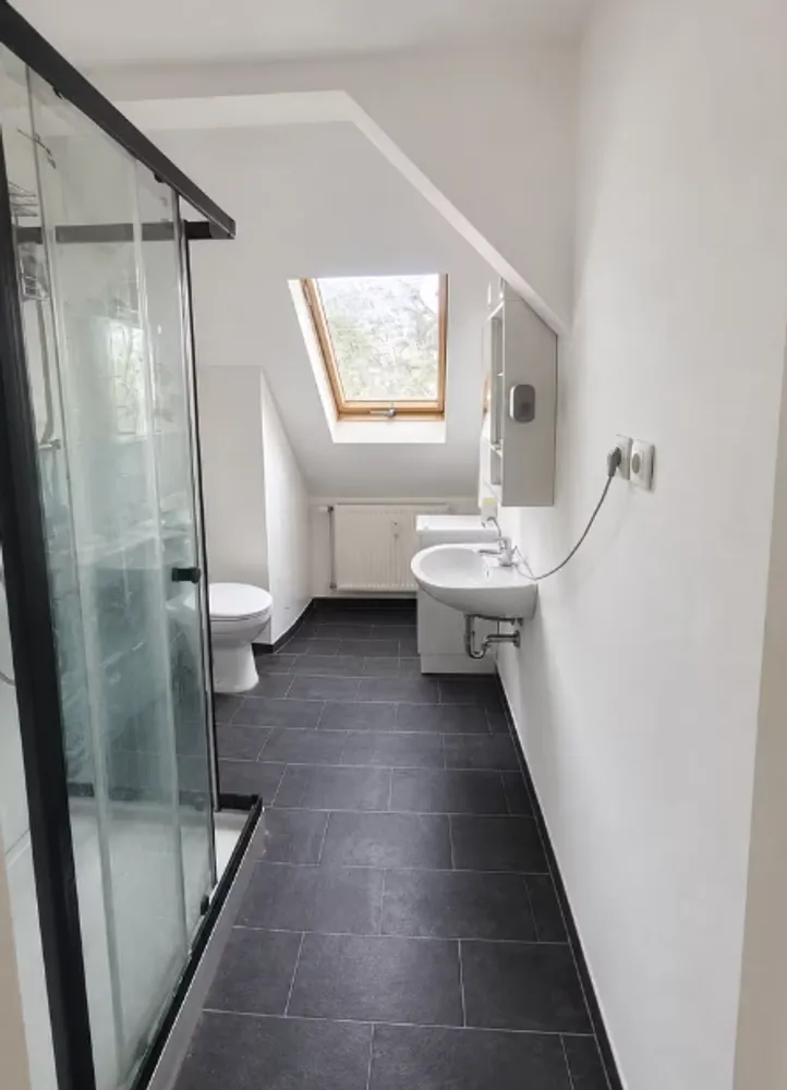 8 Zimmer Wohnung mit 94 m² in Leipzig – Bild 9