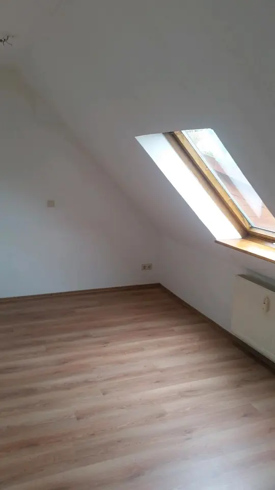 3 Zimmer Wohnung mit 70 m² in Zeitz – Bild 3