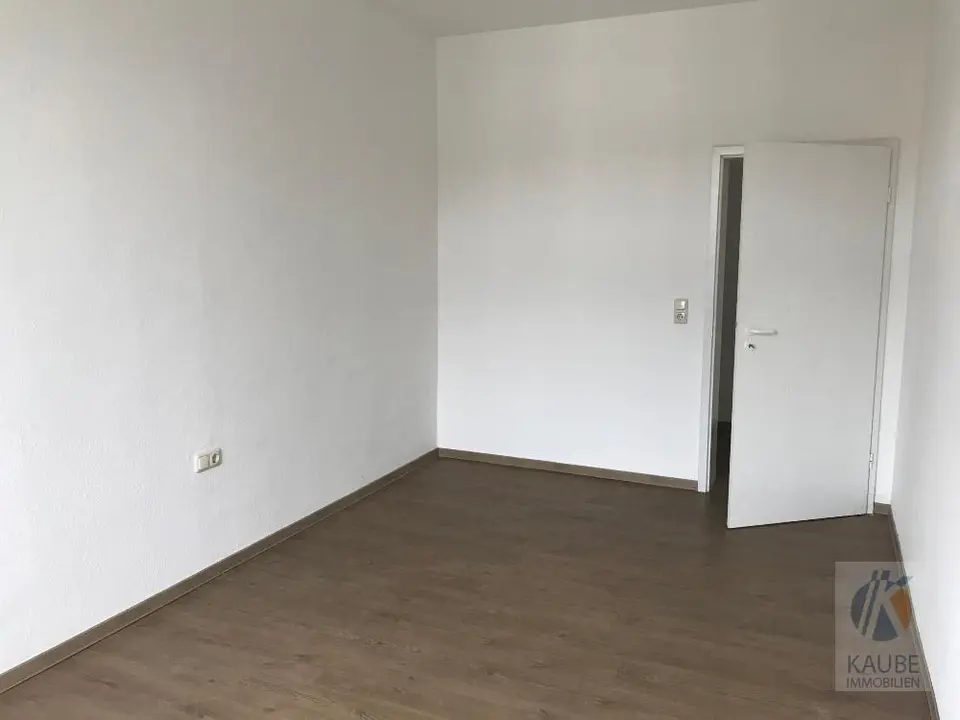 2 Zimmer Wohnung mit 64 m² in Riesa – Bild 2