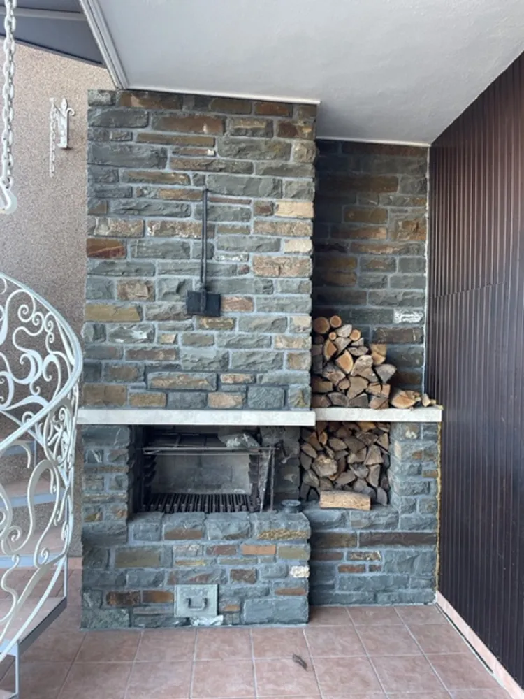 6 Zimmer Haus mit 237 m² in Koblenz – Bild 1