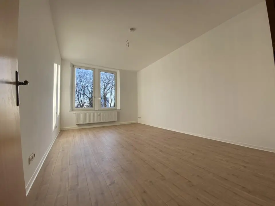 3 Zimmer Wohnung mit 94 m² in Hof – Bild 4