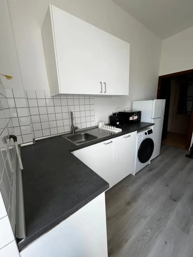 WG-Zimmer mit 14 m² in Frankfurt am Main – Bild 1
