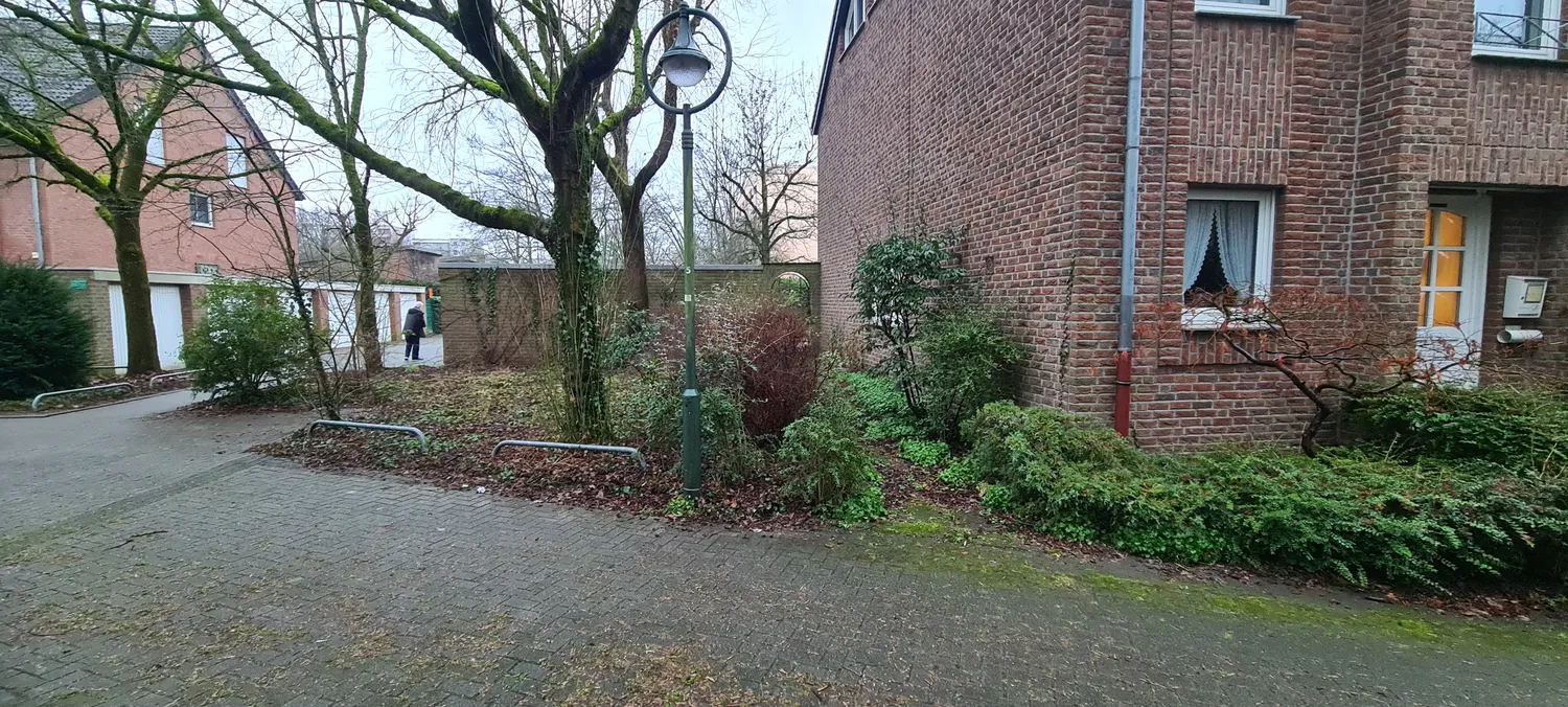 5 Zimmer Haus mit 131 m² in Düsseldorf – Bild 2
