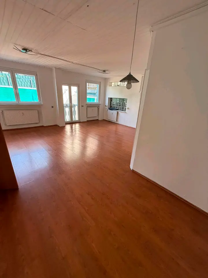 2 Zimmer Wohnung mit 80 m² in Bergheim – Bild 2