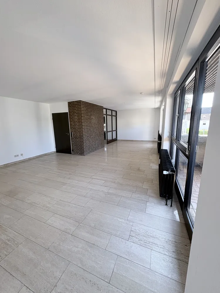 4 Zimmer Wohnung mit 111 m² in Köln – Bild 1