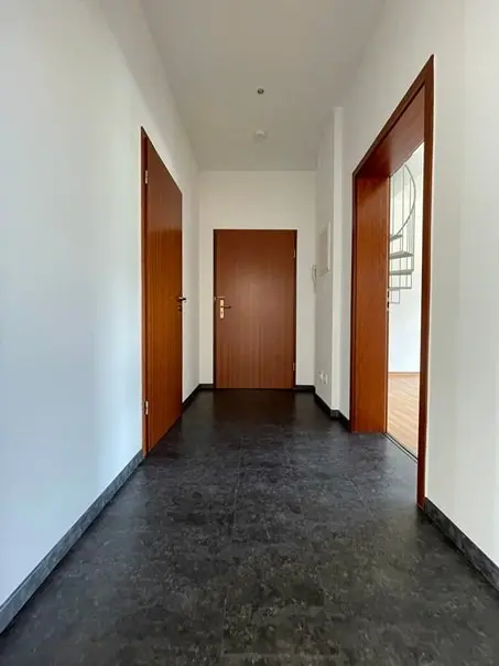 5 Zimmer Wohnung mit 106 m² in Zwickau – Bild 3