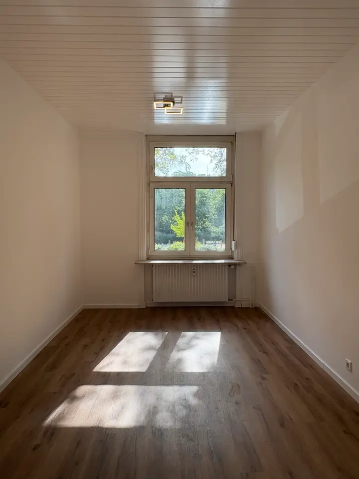 3 Zimmer Wohnung mit 94 m² in Wiesbaden – Bild 3