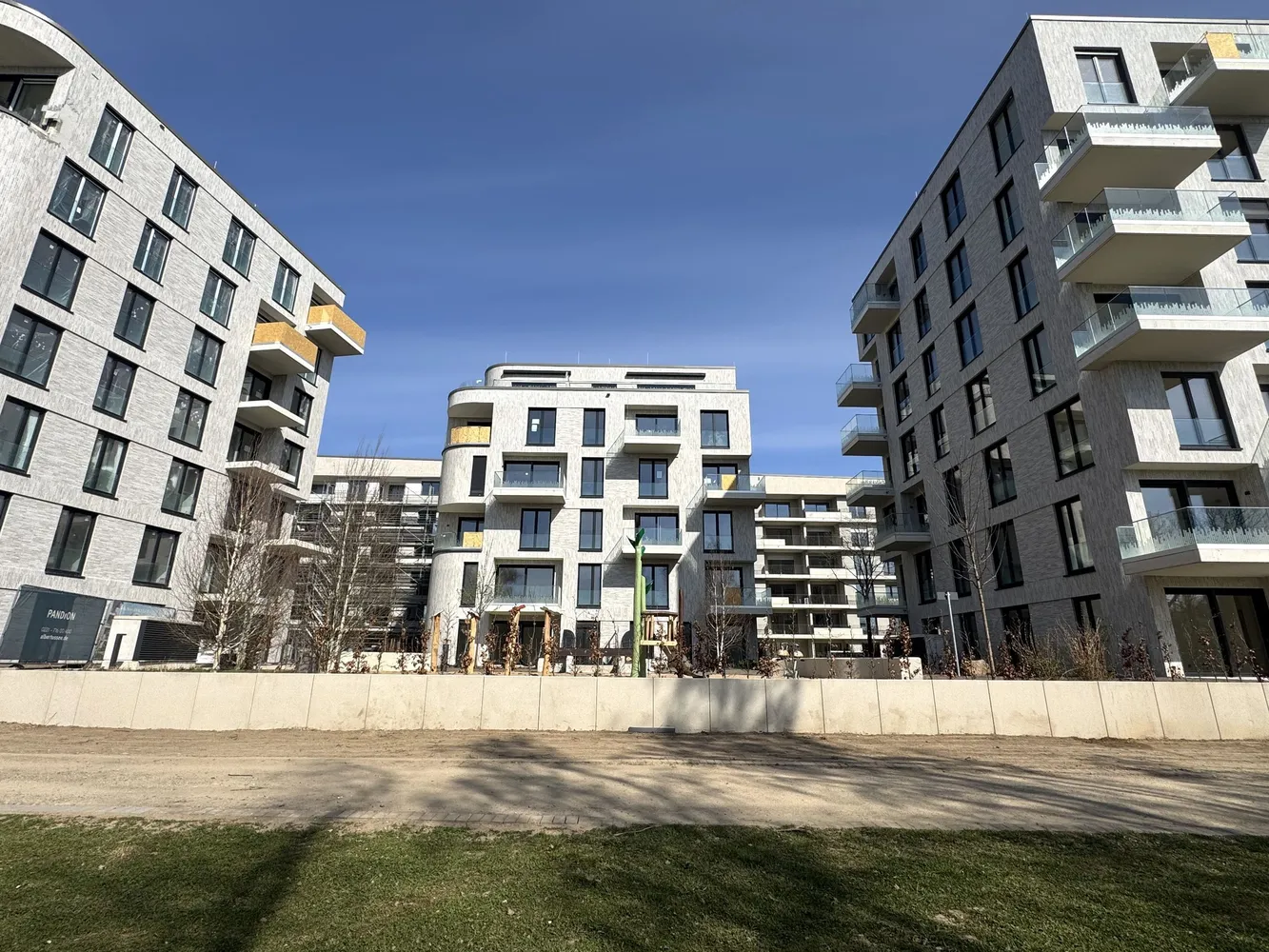 4 Zimmer Wohnung mit 99 m² in Düsseldorf – Bild 11